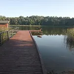 度假居 Zalesie Z Pomostem I *